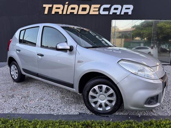 RENAULT SANDERO 1.0 EXPRESSION 16V FLEX 4P MANUAL RENAULT SANDERO 1.0 EXPRESSION 16V FLEX 4P MANUAL